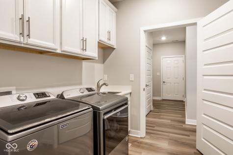 239 Moose Lane Westfield IN 46074