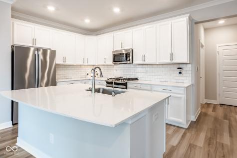 239 Moose Lane Westfield IN 46074