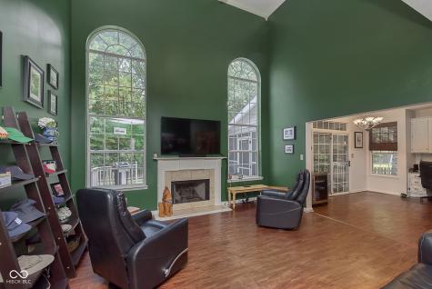 10430 Fox Creek Lane Fishers IN 46037