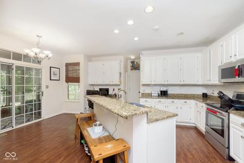 10430 Fox Creek Lane Fishers IN 46037