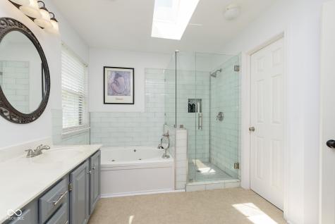 10430 Fox Creek Lane Fishers IN 46037
