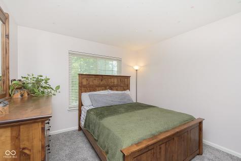 10430 Fox Creek Lane Fishers IN 46037