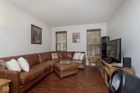 10430 Fox Creek Lane Fishers IN 46037