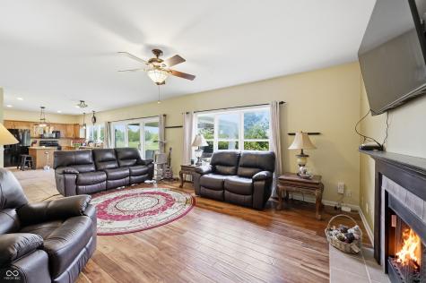 18715 Crestline Court Noblesville IN 46060