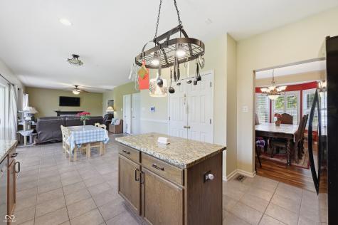 18715 Crestline Court Noblesville IN 46060