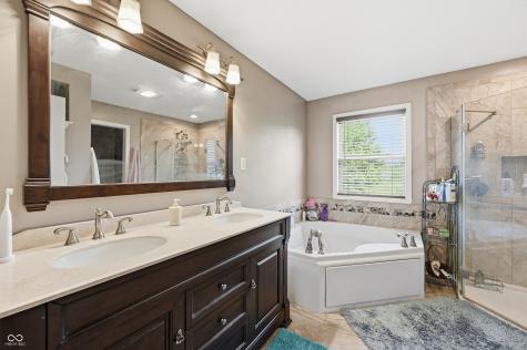 18715 Crestline Court Noblesville IN 46060