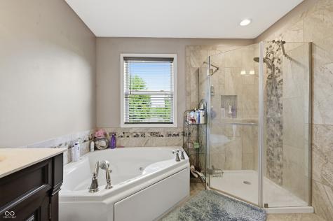 18715 Crestline Court Noblesville IN 46060