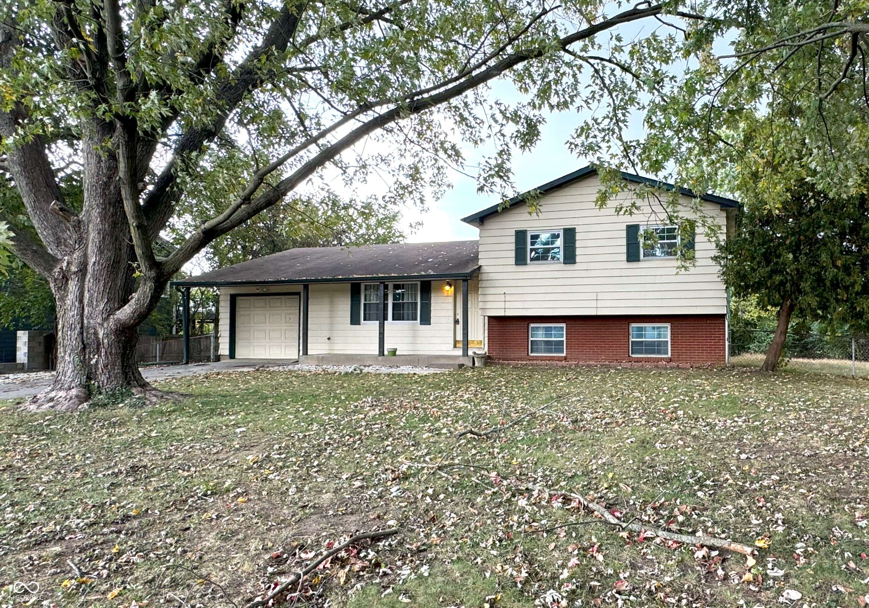 1311 S Biltmore Avenue Indianapolis IN 46241