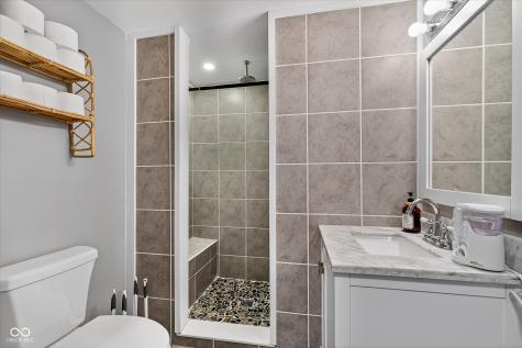 1422 Grant Street Noblesville IN 46060