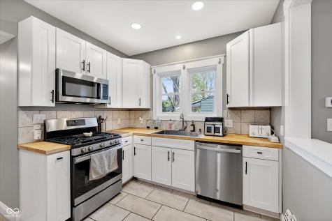 1422 Grant Street Noblesville IN 46060