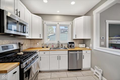 1422 Grant Street Noblesville IN 46060