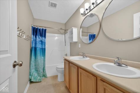 16704 Earl Park Court Westfield IN 46074