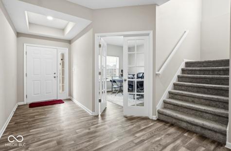 1126 Creek Way Lane Greenwood IN 46143