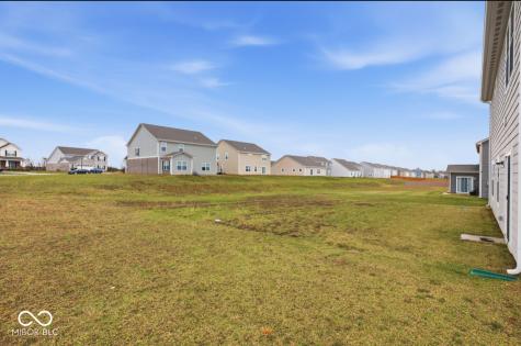 1126 Creek Way Lane Greenwood IN 46143