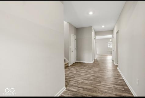 1126 Creek Way Lane Greenwood IN 46143
