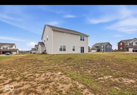 1126 Creek Way Lane Greenwood IN 46143