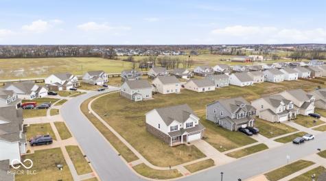 1126 Creek Way Lane Greenwood IN 46143