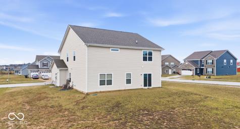 1126 Creek Way Lane Greenwood IN 46143