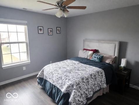 3341 Enclave Crossing Greenwood IN 46143