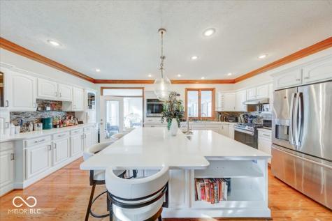 7250 Royal Oakland Drive Indianapolis IN 46236