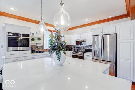 7250 Royal Oakland Drive Indianapolis IN 46236