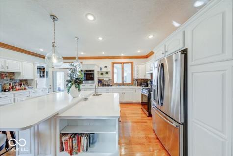 7250 Royal Oakland Drive Indianapolis IN 46236
