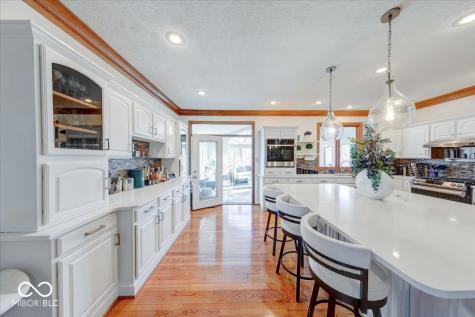 7250 Royal Oakland Drive Indianapolis IN 46236