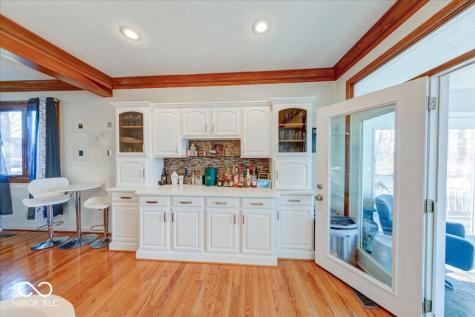 7250 Royal Oakland Drive Indianapolis IN 46236