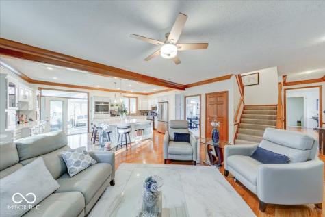 7250 Royal Oakland Drive Indianapolis IN 46236