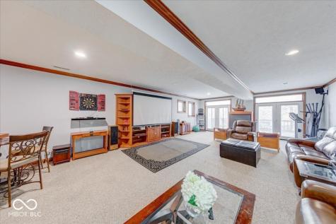 7250 Royal Oakland Drive Indianapolis IN 46236