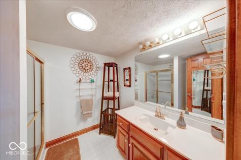 7250 Royal Oakland Drive Indianapolis IN 46236