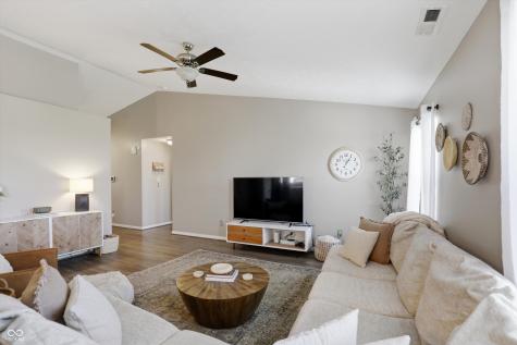 4712 Plowman Drive Indianapolis IN 46237
