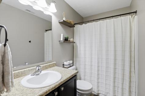 4712 Plowman Drive Indianapolis IN 46237