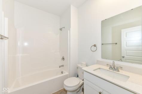 11653 Melnick Lane Indianapolis IN 46235
