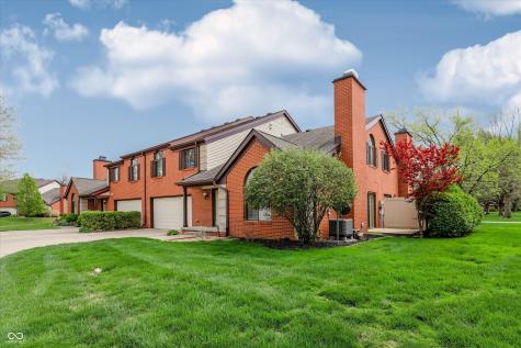 9303 Golden Oaks W Indianapolis IN 46260