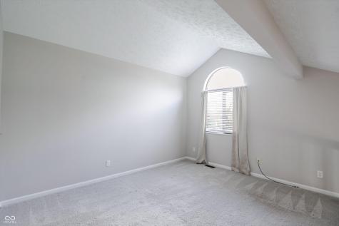 9303 Golden Oaks W Indianapolis IN 46260