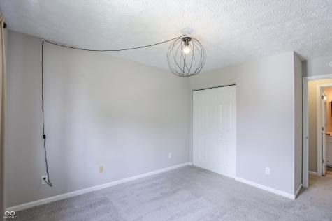 9303 Golden Oaks W Indianapolis IN 46260