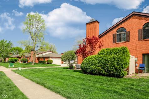 9303 Golden Oaks W Indianapolis IN 46260