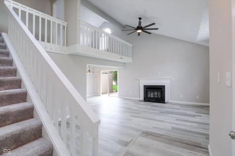 9303 Golden Oaks W Indianapolis IN 46260
