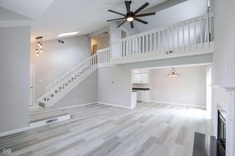 9303 Golden Oaks W Indianapolis IN 46260