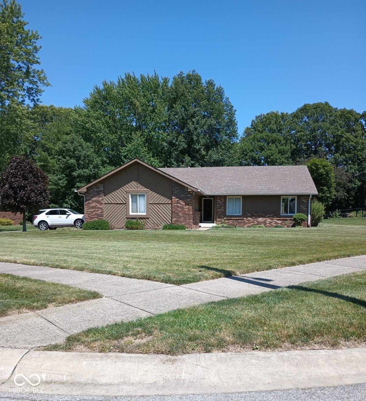 713 Black Bird Lane Greenwood IN 46142
