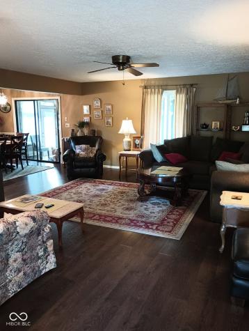713 Black Bird Lane Greenwood IN 46142