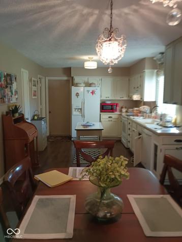 713 Black Bird Lane Greenwood IN 46142