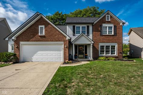 8702 Woodstone Way W Indianapolis IN 46256