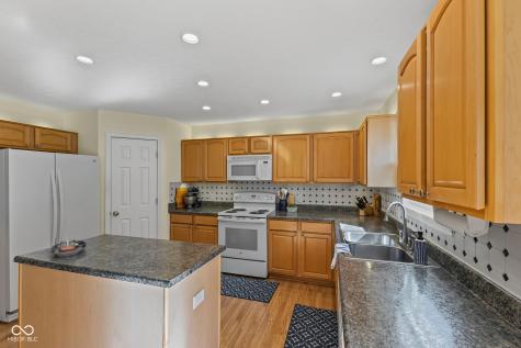 10267 Tybalt Drive Fishers IN 46038