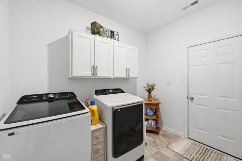 7105 Provincial Drive Mccordsville IN 46055