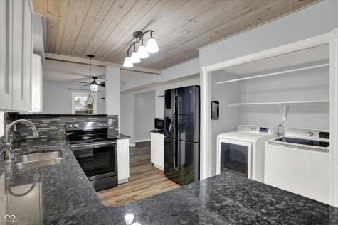 7697 Ensley Court Fishers IN 46038