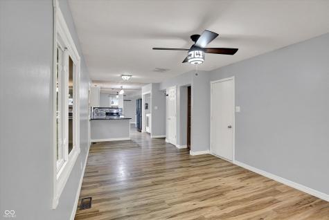 7697 Ensley Court Fishers IN 46038