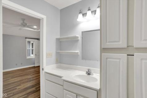 7697 Ensley Court Fishers IN 46038