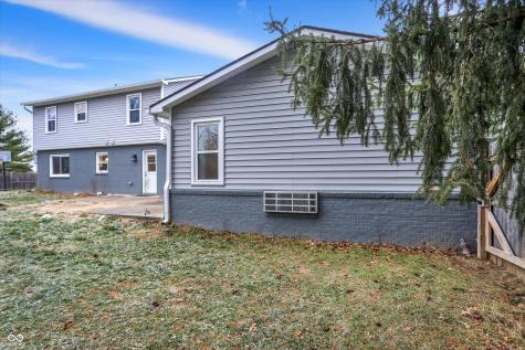 7697 Ensley Court Fishers IN 46038